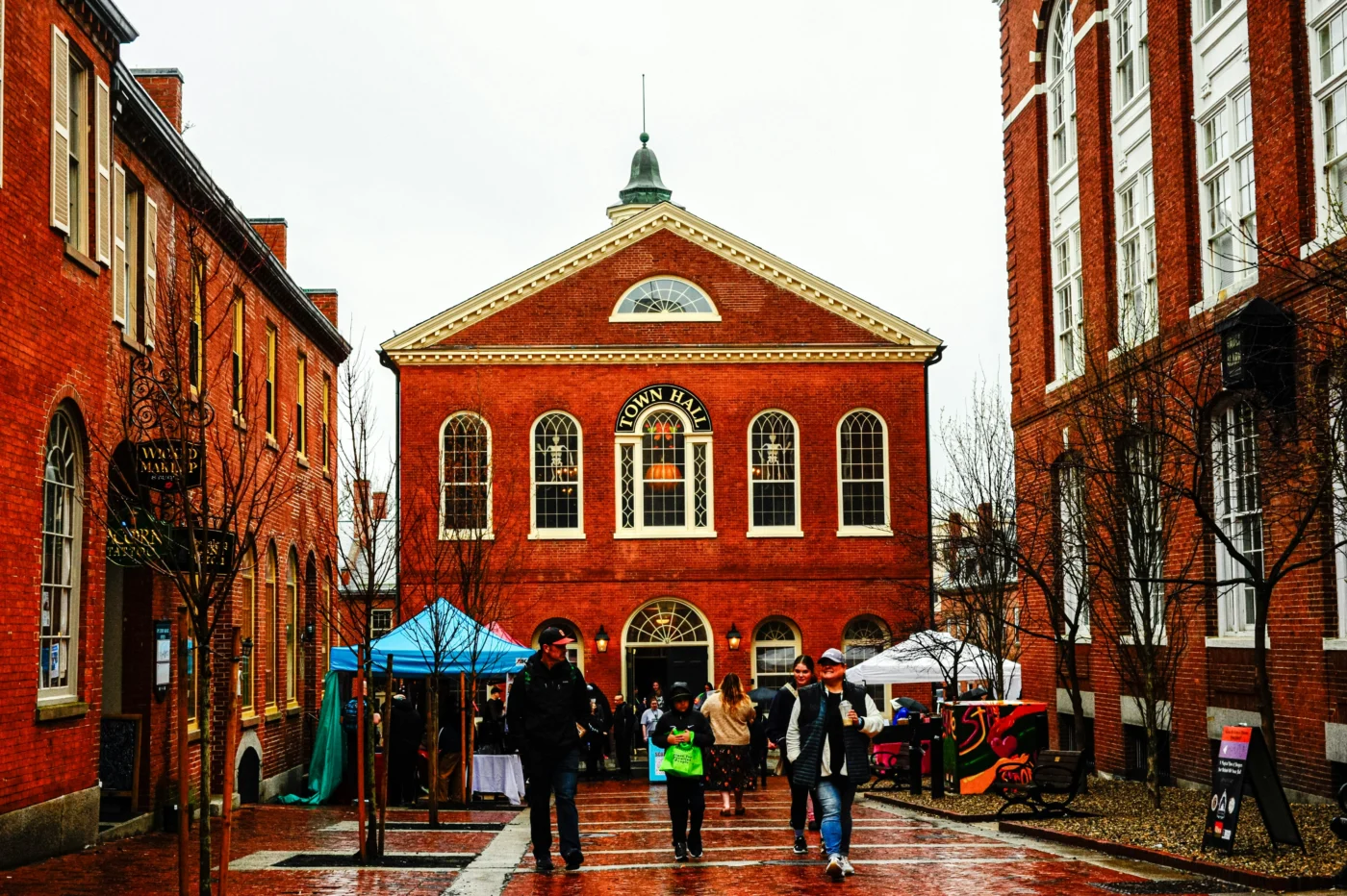 A photo of a busy street in front of the Old Town Hall in Salem, Massachusetts, USA.